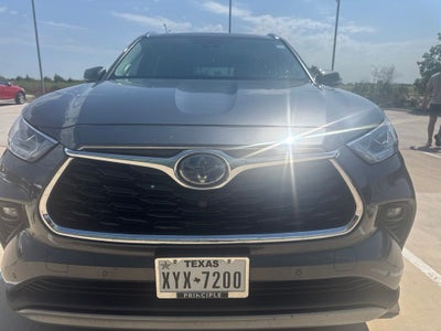 2020 Toyota Highlander Hybrid Platinum