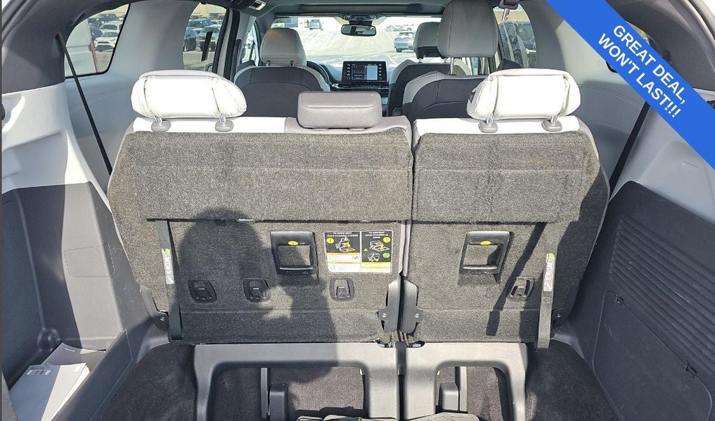2024 Toyota Sienna XSE 8 Passenger