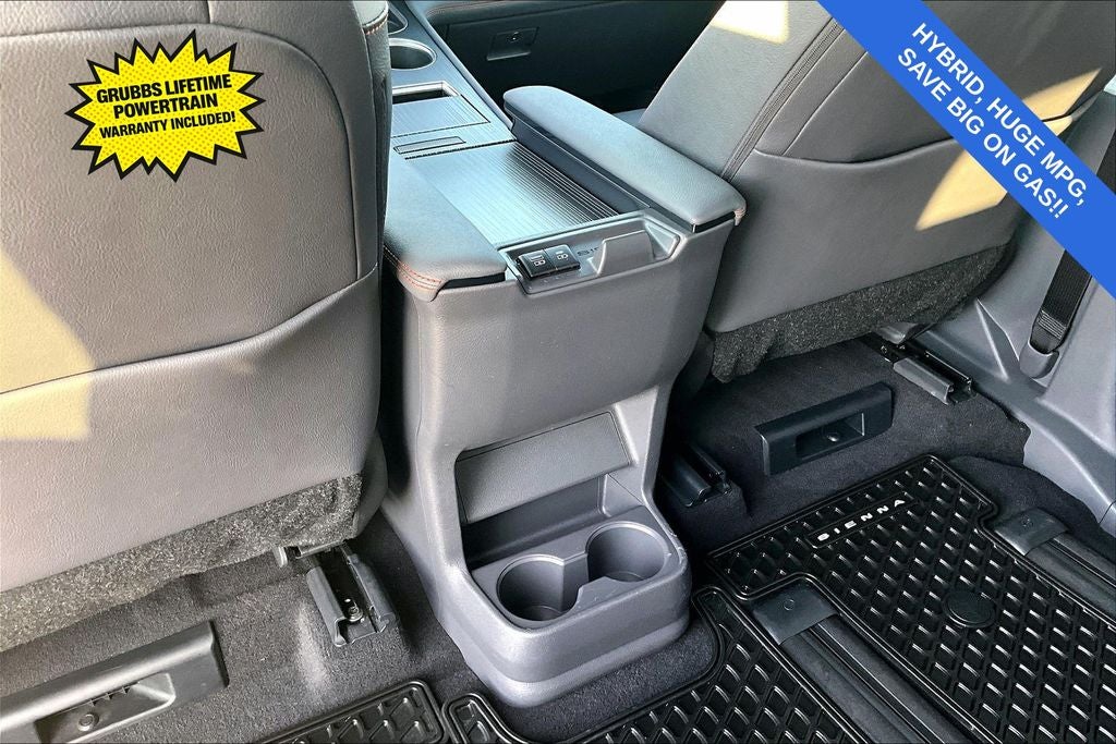2024 Toyota Sienna XSE 8 Passenger