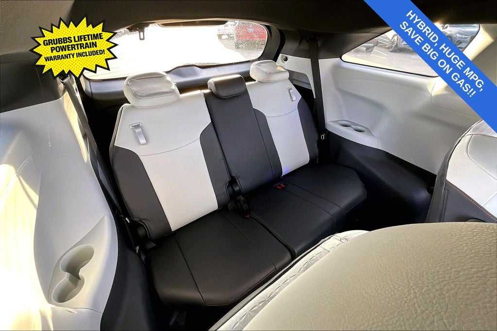 2024 Toyota Sienna XSE 8 Passenger