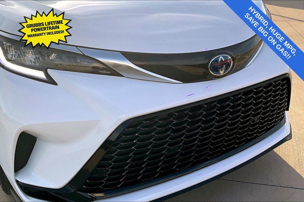 2024 Toyota Sienna XSE 8 Passenger