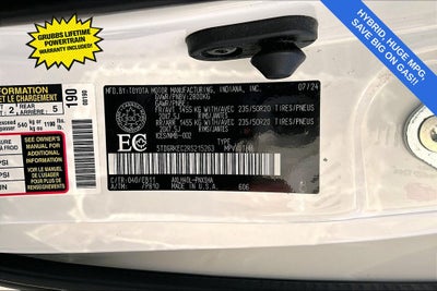 2024 Toyota Sienna XSE 8 Passenger