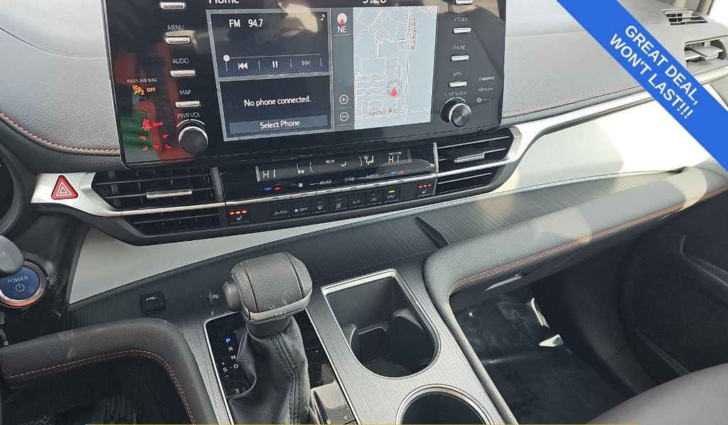 2024 Toyota Sienna XSE 8 Passenger