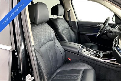 2025 BMW X7 xDrive40i