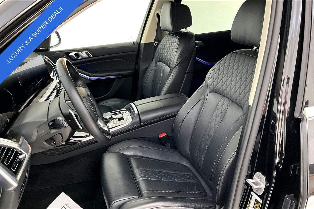 2025 BMW X7 xDrive40i
