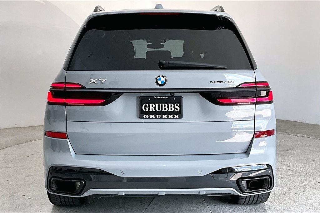 2026 BMW X7 xDrive40i