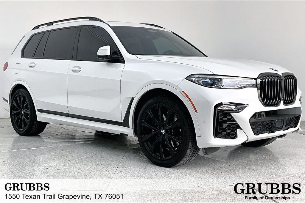 2022 BMW X7 M50i