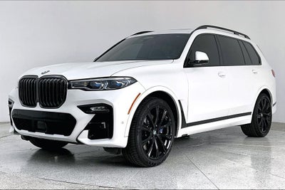 2022 BMW X7 M50i