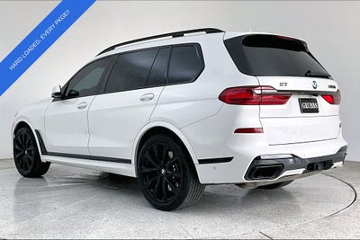 2022 BMW X7 M50i