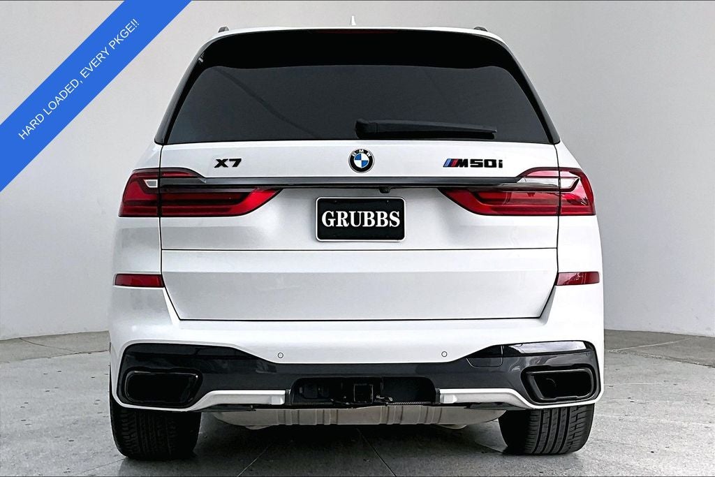 2022 BMW X7 M50i