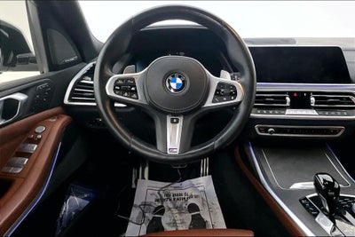 2022 BMW X7 M50i