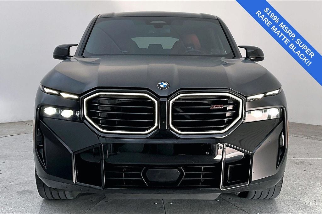 2024 BMW XM Label