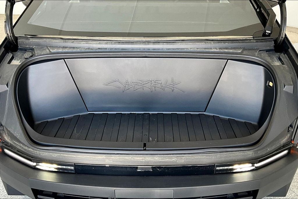 2024 Tesla Cybertruck Cyberbeast