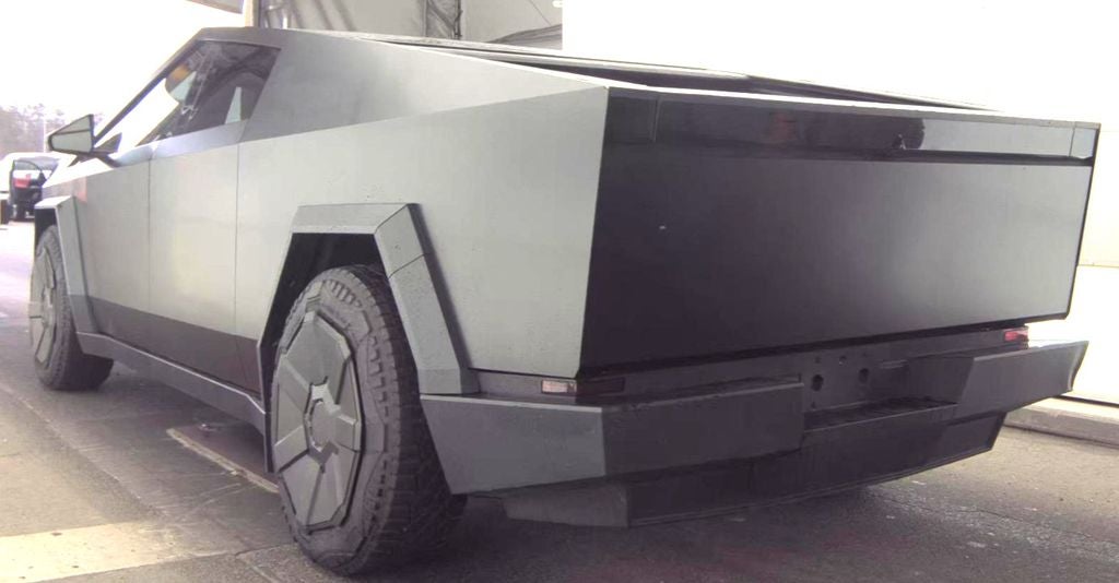 2024 Tesla Cybertruck Cyberbeast