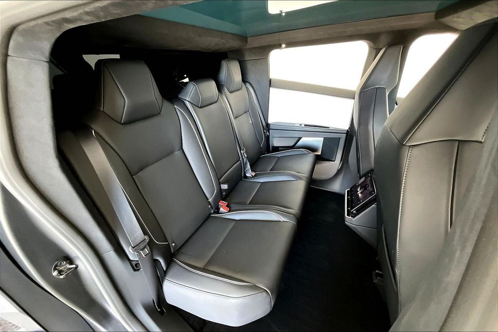 2024 Tesla Cybertruck Cyberbeast