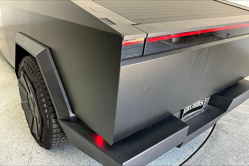 2024 Tesla Cybertruck Cyberbeast