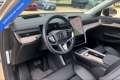 2025 Volvo EX90 Twin Motor Performance Plus 7-Seater