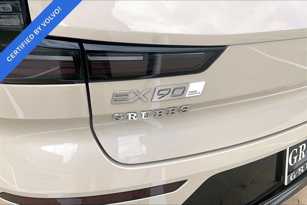 2025 Volvo EX90 Twin Motor Performance Plus 7-Seater