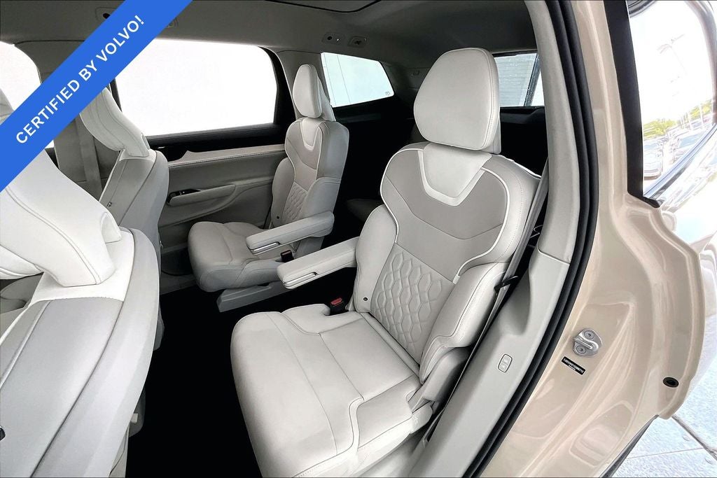 2025 Volvo EX90 Twin Motor Plus 6-Seater