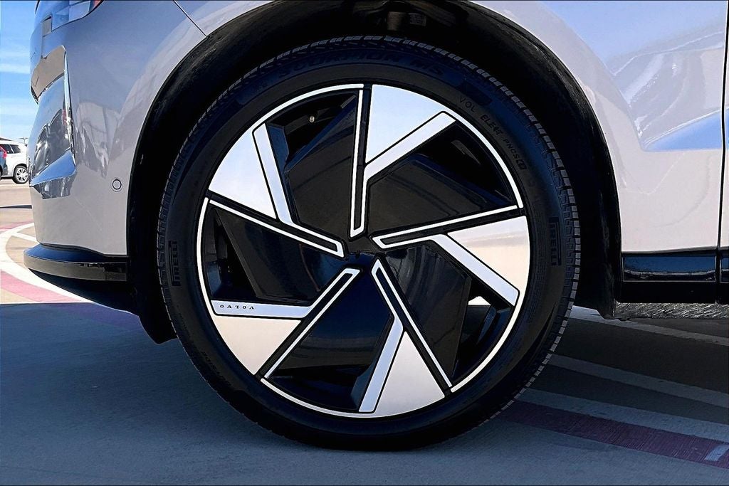 2025 Volvo EX90 Twin Motor Ultra 7-Seater