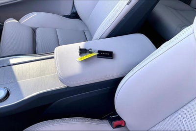 2025 Volvo EX90 Twin Motor Ultra 7-Seater