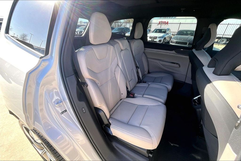 2025 Volvo EX90 Twin Motor Ultra 7-Seater