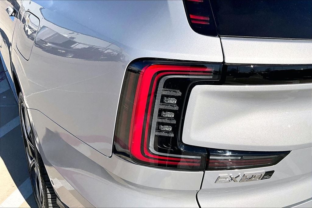 2025 Volvo EX90 Twin Motor Ultra 7-Seater