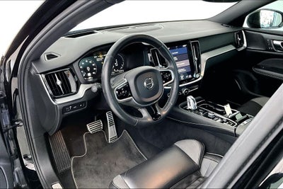 2019 Volvo S60 Hybrid T8 R-Design