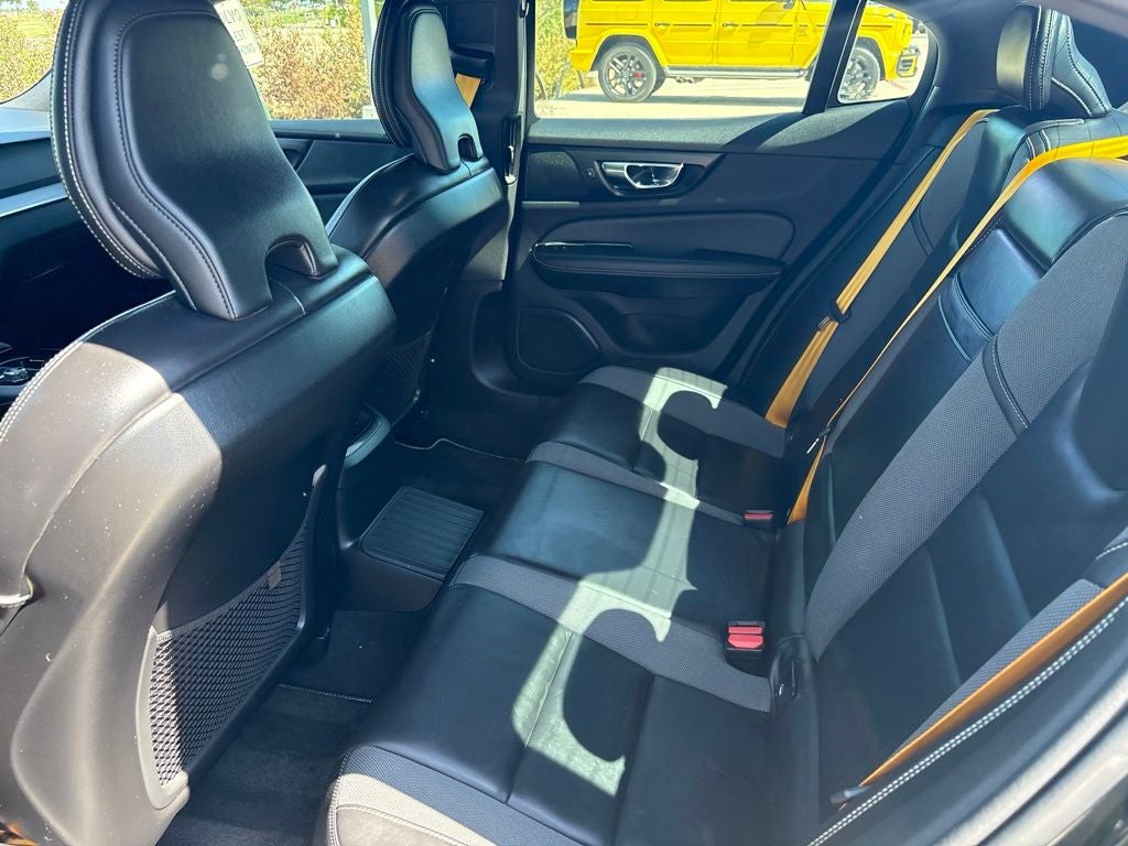 2019 Volvo S60 Hybrid T8 R-Design