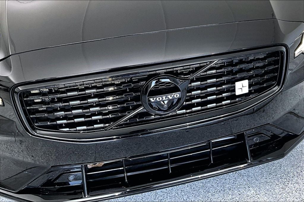 2019 Volvo S60 Hybrid T8 R-Design