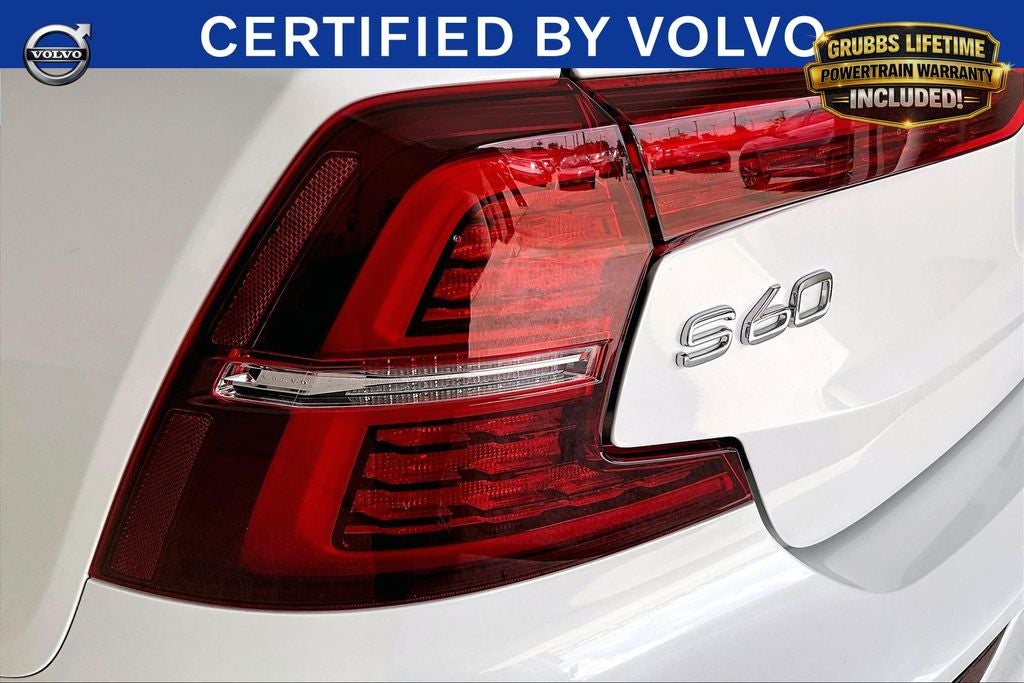 2025 Volvo S60 Plug-In Hybrid T8 Plus