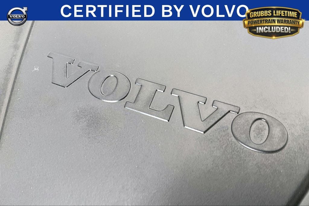 2025 Volvo S60 Plug-In Hybrid T8 Plus