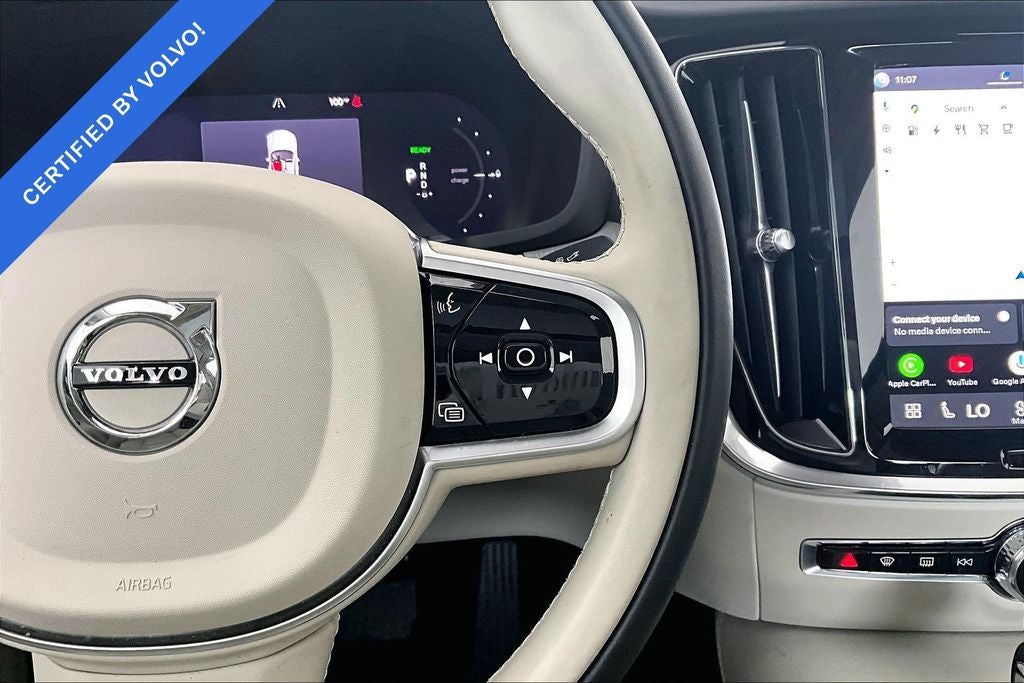 2024 Volvo S60 Recharge Plug-In Hybrid T8 Plus Dark Theme
