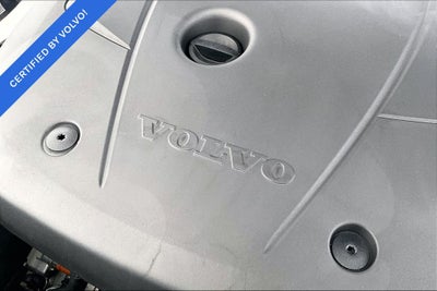 2024 Volvo S60 Recharge Plug-In Hybrid T8 Plus Dark Theme
