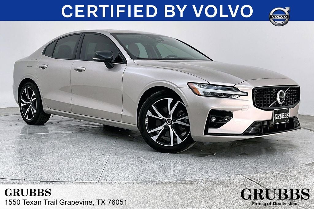 2025 Volvo S60 B5 Plus