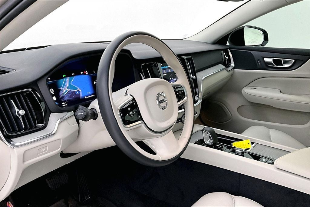 2025 Volvo S60 B5 Plus