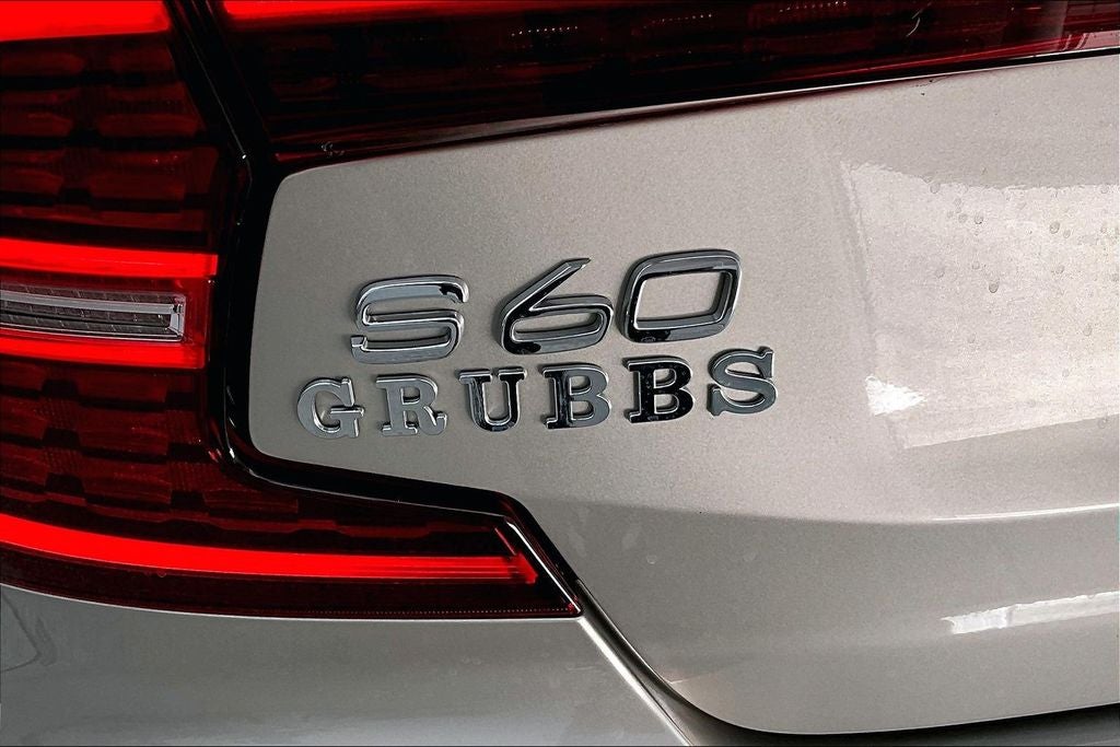 2025 Volvo S60 B5 Plus