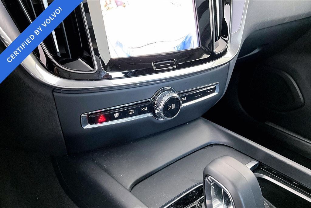 2025 Volvo S60 B5 Core
