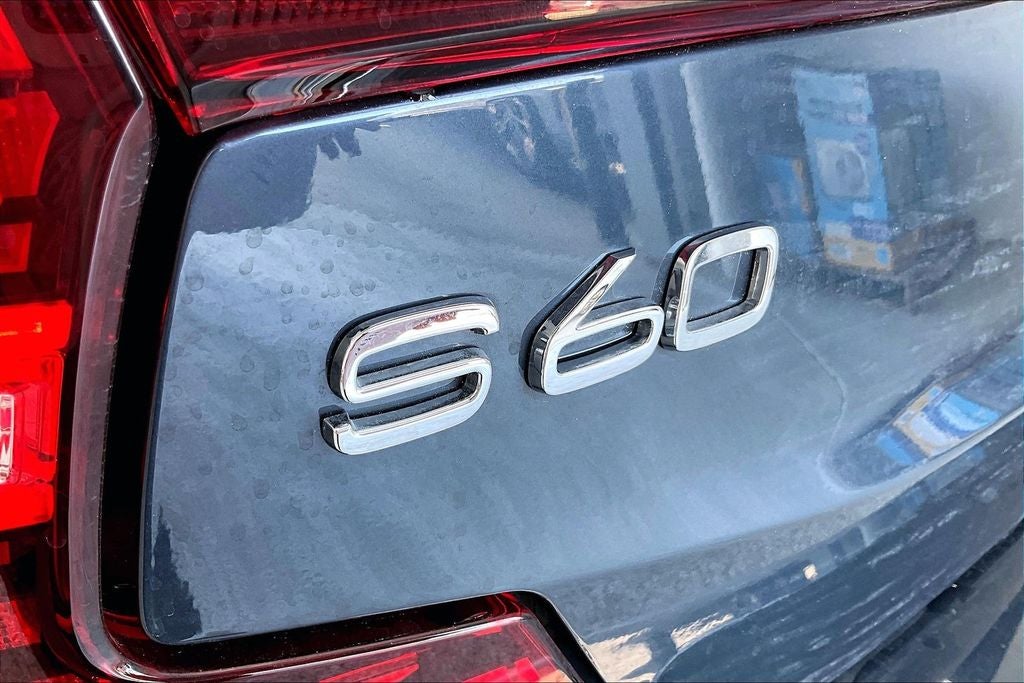 2025 Volvo S60 B5 Core