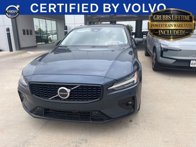 2024 Volvo S60 B5 Core Dark Theme