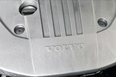 2024 Volvo S60 B5 Core Dark Theme