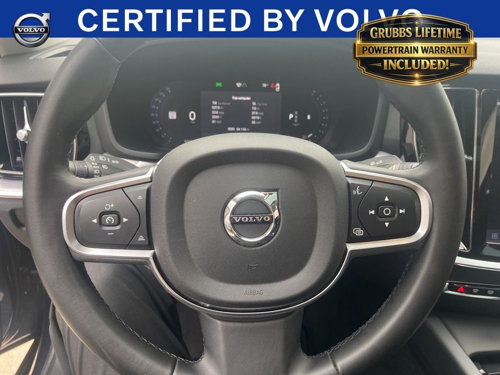 2024 Volvo S60 B5 Core Dark Theme
