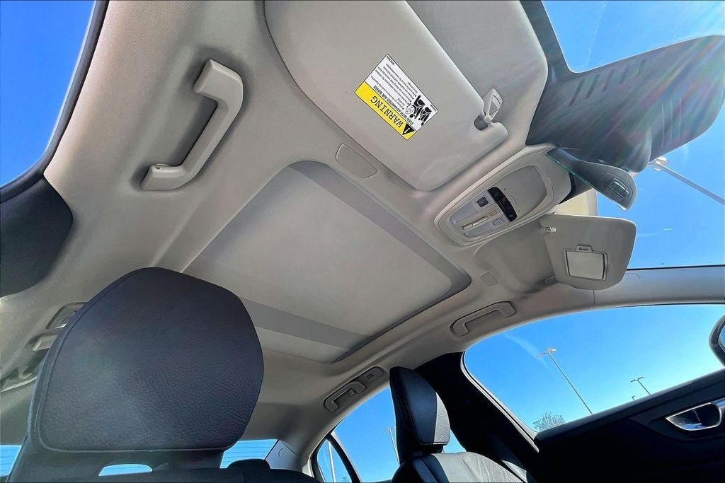 2024 Volvo S60 B5 Plus Dark Theme