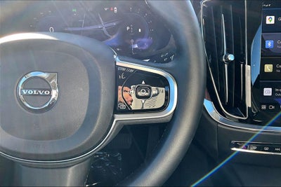 2024 Volvo S60 B5 Plus Dark Theme