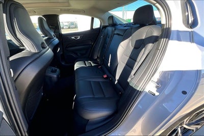 2024 Volvo S60 B5 Plus Dark Theme