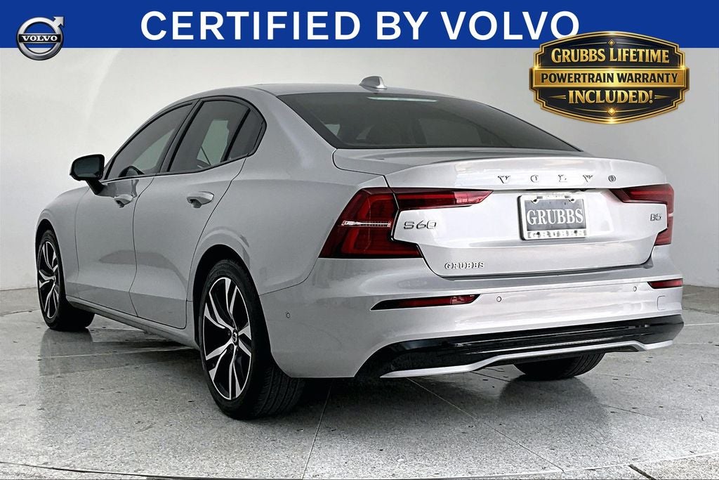 2024 Volvo S60 B5 Plus Dark Theme