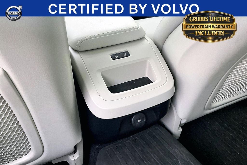 2024 Volvo S60 B5 Plus Dark Theme