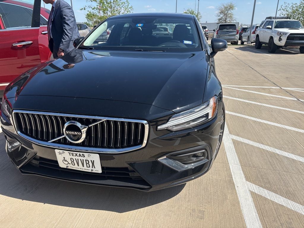 2022 Volvo S60 B5 Inscription