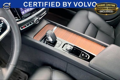 2023 Volvo S60 B5 Plus Black Edition