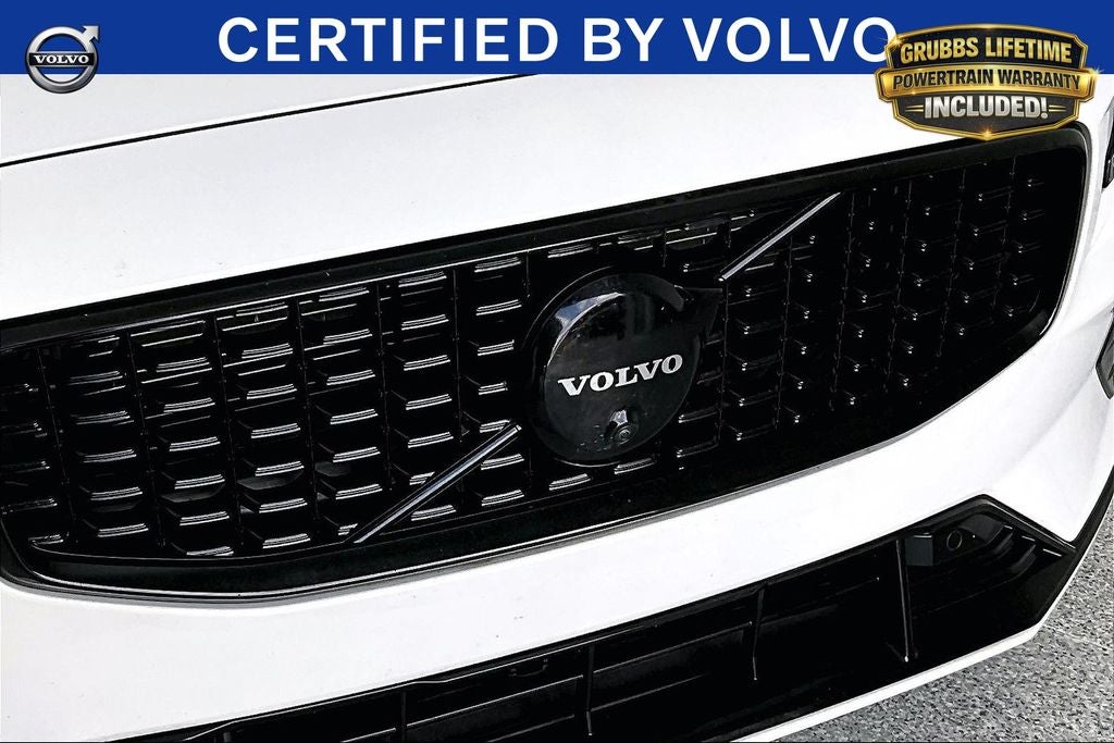 2023 Volvo S60 B5 Plus Black Edition